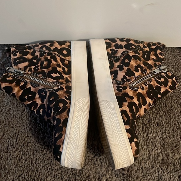 Steve Madden Leopard Boots Size 7.5 - Picture 3 of 7